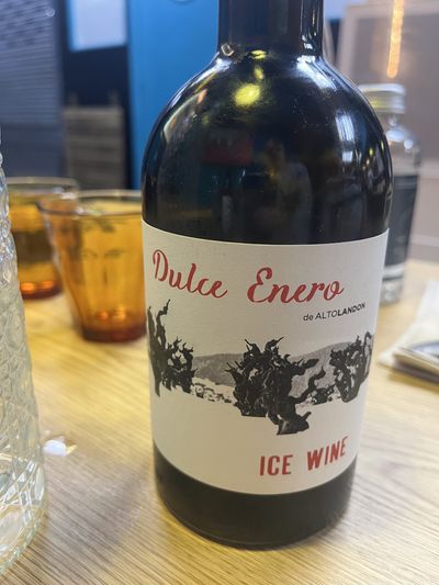 A bottle of Dulce Enero ice wine from Altolandón
